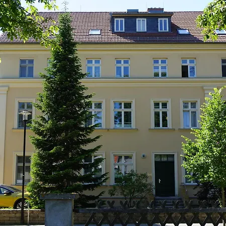公寓 Apartmenthaus Am Grienericksee 赖因斯贝格