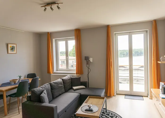 Apartmenthaus Am Grienericksee 아파트 *
